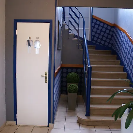 Le Beverl'inn Отель Флер