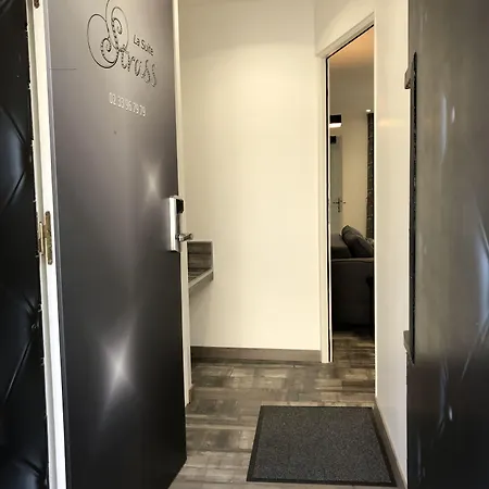 Le Beverl'inn Отель Флер