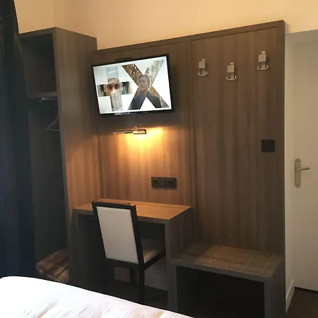 Отель Le Beverl'inn Флер