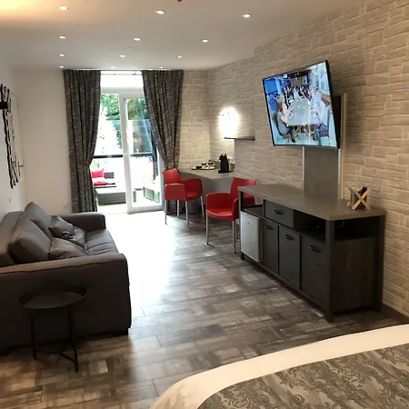 Le Beverl'inn Флер