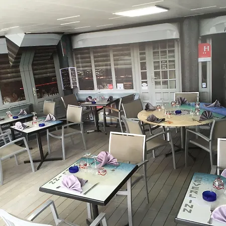 Le Beverl'inn Отель Флер