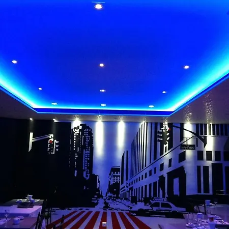 Отель Le Beverl'inn Флер