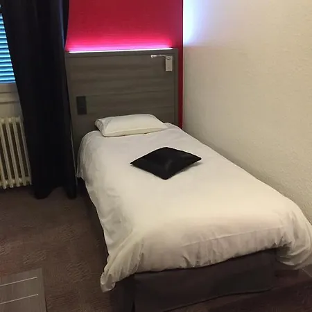 Le Beverl'inn Отель Флер