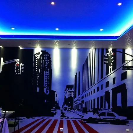 Отель Le Beverl'inn Флер