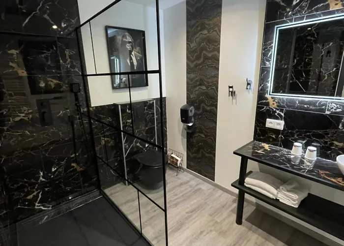 Отель Le Beverl'inn 2*