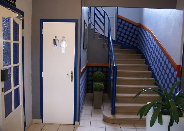 Le Beverl'inn Отель Флер