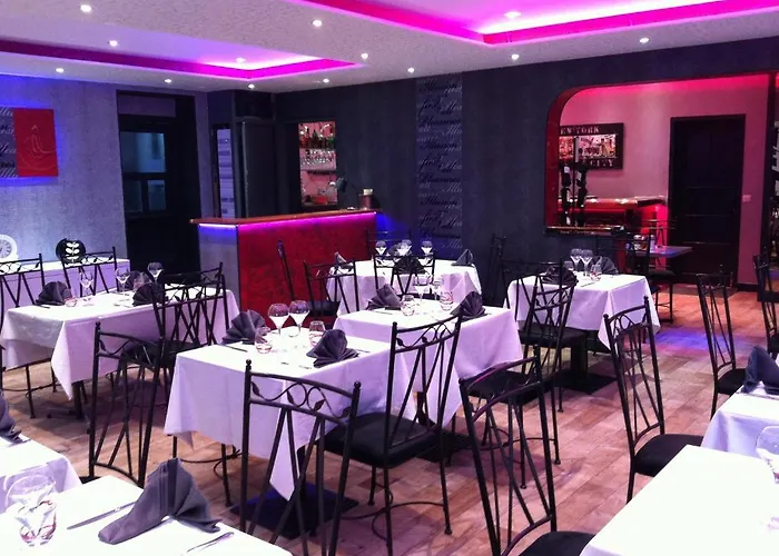 Le Beverl'inn Отель Флер