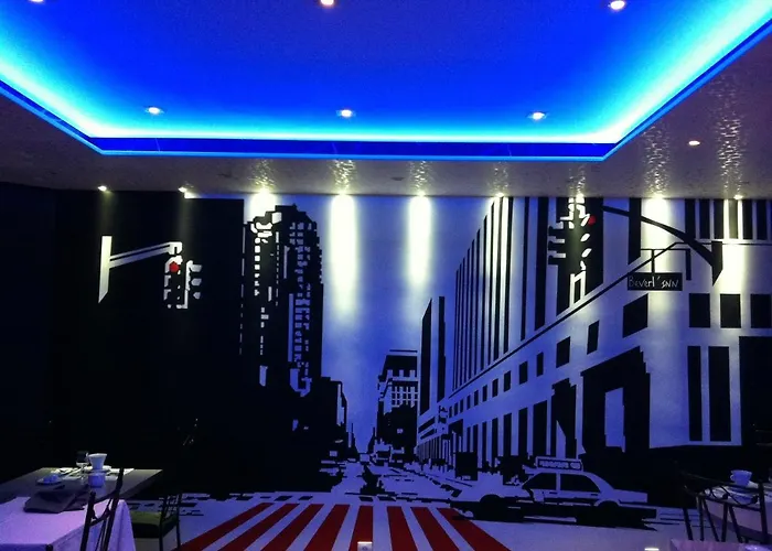 Отель Le Beverl'inn Флер