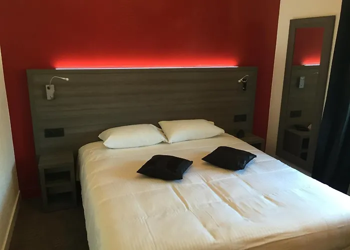 Le Beverl'inn מלון פלר